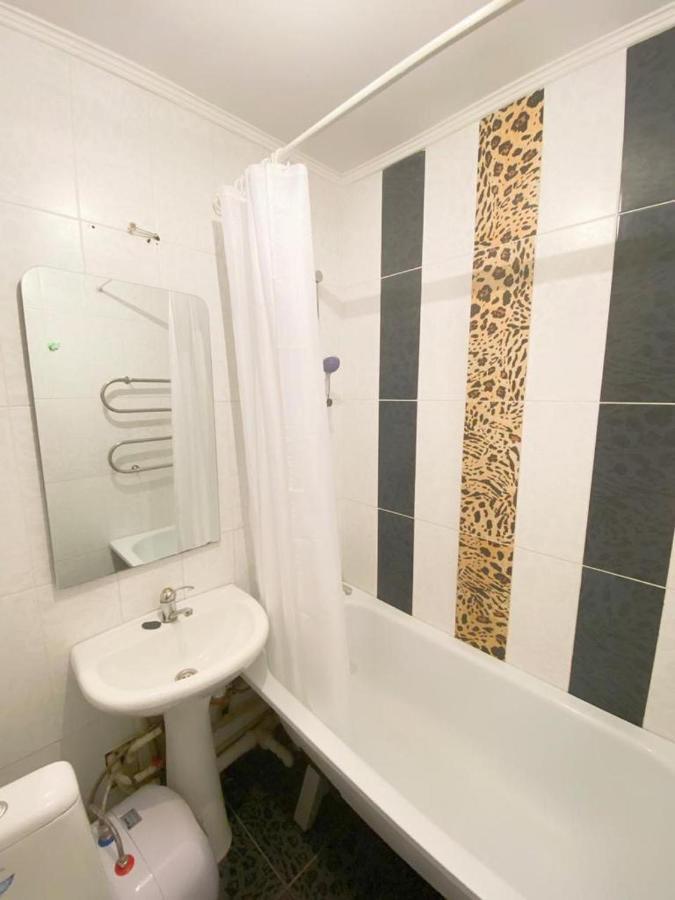 Apartament Квартира Напротив Аэропорта Turksib Zewnętrze zdjęcie